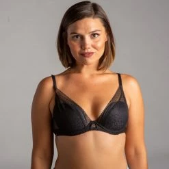 Chantelle Festivite Lace Plunge Bra 3682