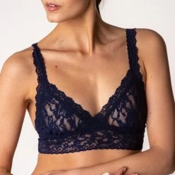 Hanky Panky 113 Crossover Bralette