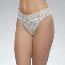 Hanky Panky Signature Lace Original Rise Thong 4811