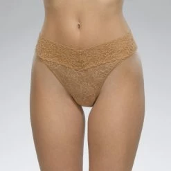 Hanky Panky Signature Lace Original Rise Thong 4811