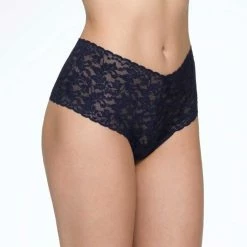 Hanky Panky Retro Lace Thong 9K1926