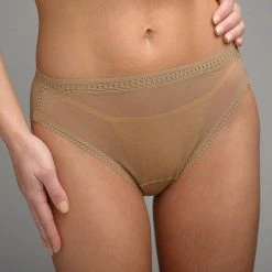 On Gossamer 3012 Seamless Mesh Hi Cut Brief Briefs