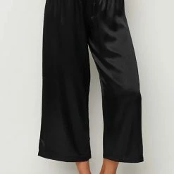 PJ Harlow Jolie Satin Cropped Capri Lounge Pant P52