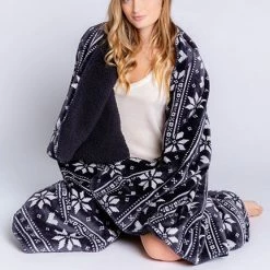 PJ Salvage Cozy Blanket RACOBL1