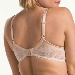 Wacoal Lace Affair Contour Bra 853256