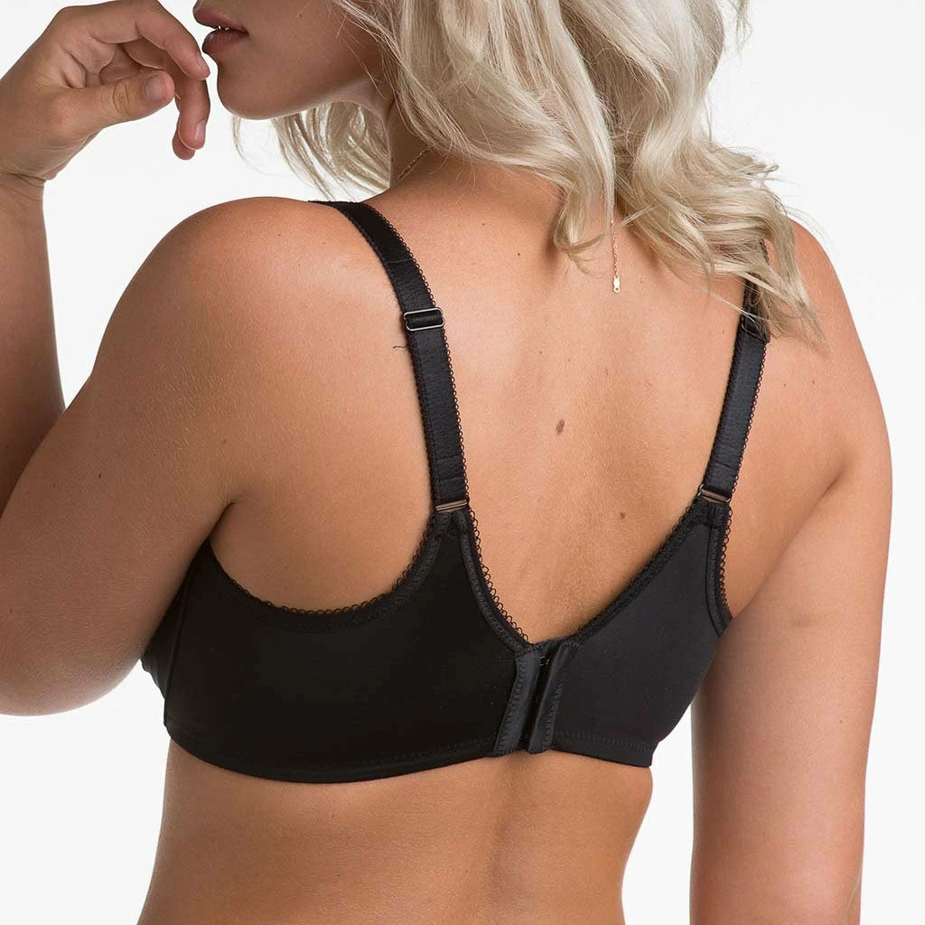 Wacoal Basic Beauty Full Figure Smoothing Bra 855192